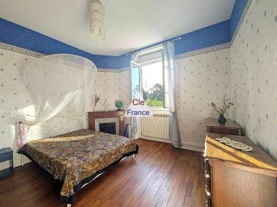 Maison De Maitre Style Manor House with Garden