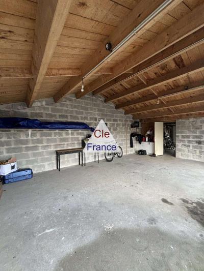 Plain-pied avec 3 Chambres Double Carport