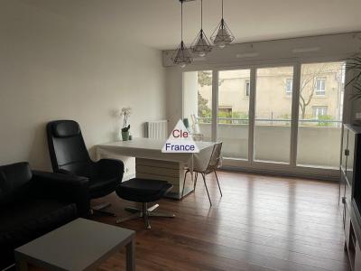 Two Bedroom Apartment in Heart of Town
