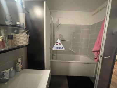 Two Bedroom Apartment in Heart of Town