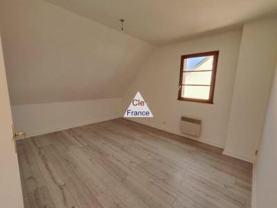 Detached Family Home. House with Garden