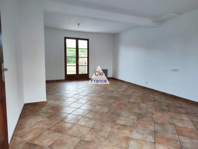 Detached Family Home. House with Garden