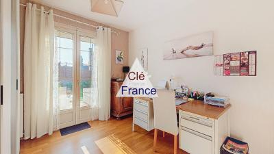 Vaste et Confortable Maison