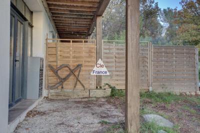 Aix-en-provence - Appartement A Renover - T3 - Terrasse - Jardin - 335 000a