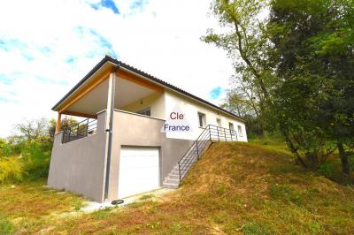 Lovely Detached House with Terrace and View