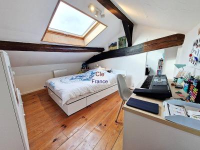 Fully Renovated House with Lovely Garden