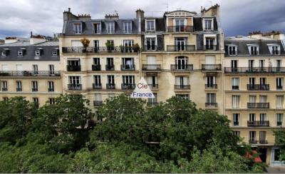 Lot De 2 Chambres De Service Au Derniere Etage - Ascenseur