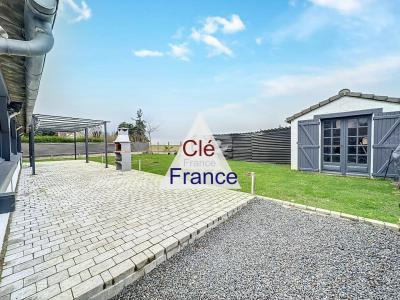 Detached House with Landscaped Garden