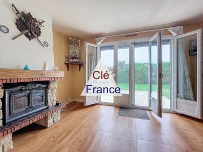 Detached House with Garden