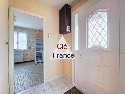 Detached House with Garden