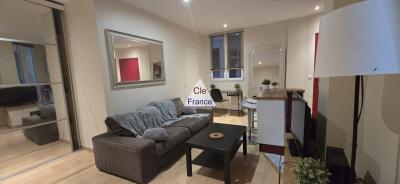 Paris Apartment in 16th Arrondissement