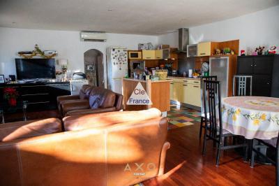 Allauch - Maison De Ville - T4 - 90 M2 - Terrasse - 450 000 A