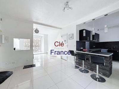 Duplex Apartment in Great Location