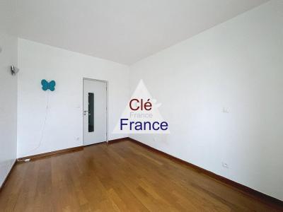 Duplex Apartment in Great Location