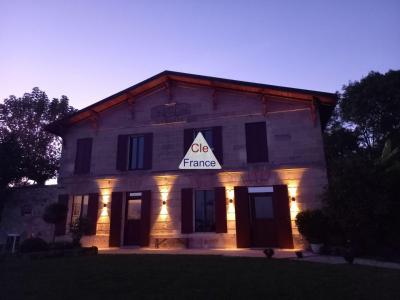 Propriete Pierre: Une Demeure Et 3 Ga