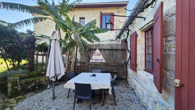 Propriete Pierre: Une Demeure Et 3 Ga