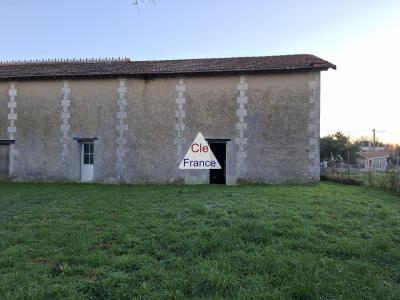 Maison T4 En Pierre 219 M2 A Renover