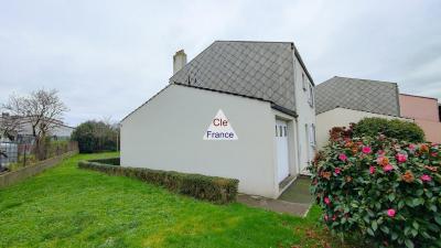 Maison 3 Chambres Sur Terrain De 380ma