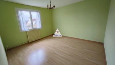 Maison 3 Chambres Sur Terrain De 380ma