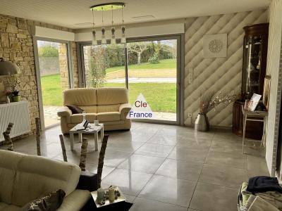 Architect Designed Detached House with Pool