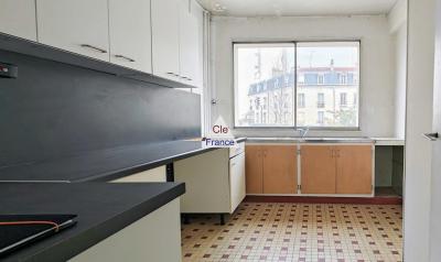 Apartment with Balcony Just East of Paris