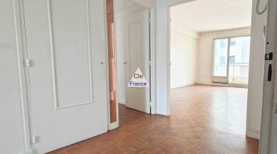 Apartment with Balcony Just East of Paris