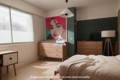 Apartment with Balcony Just East of Paris