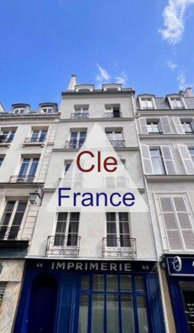 Marais : Charmant Deux Pieces En Duplex