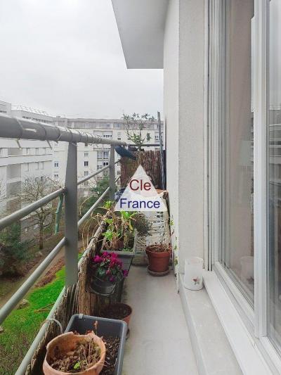 Appartement Occupe 2 Pieces Avec Balcon Et Terrasse