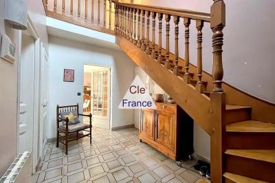 Maison Individuelle -188 M2 Surface Au Sol Et Terrain De 900 Ma