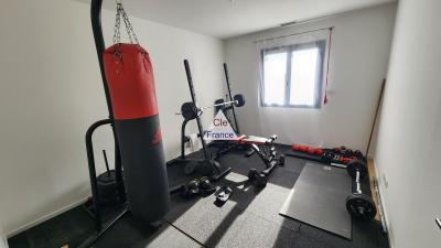 Detached Single Storey House with Garden
