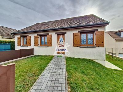 Pavillon De Plain-pied Avec 3 Chambres Et Sous-sol Total