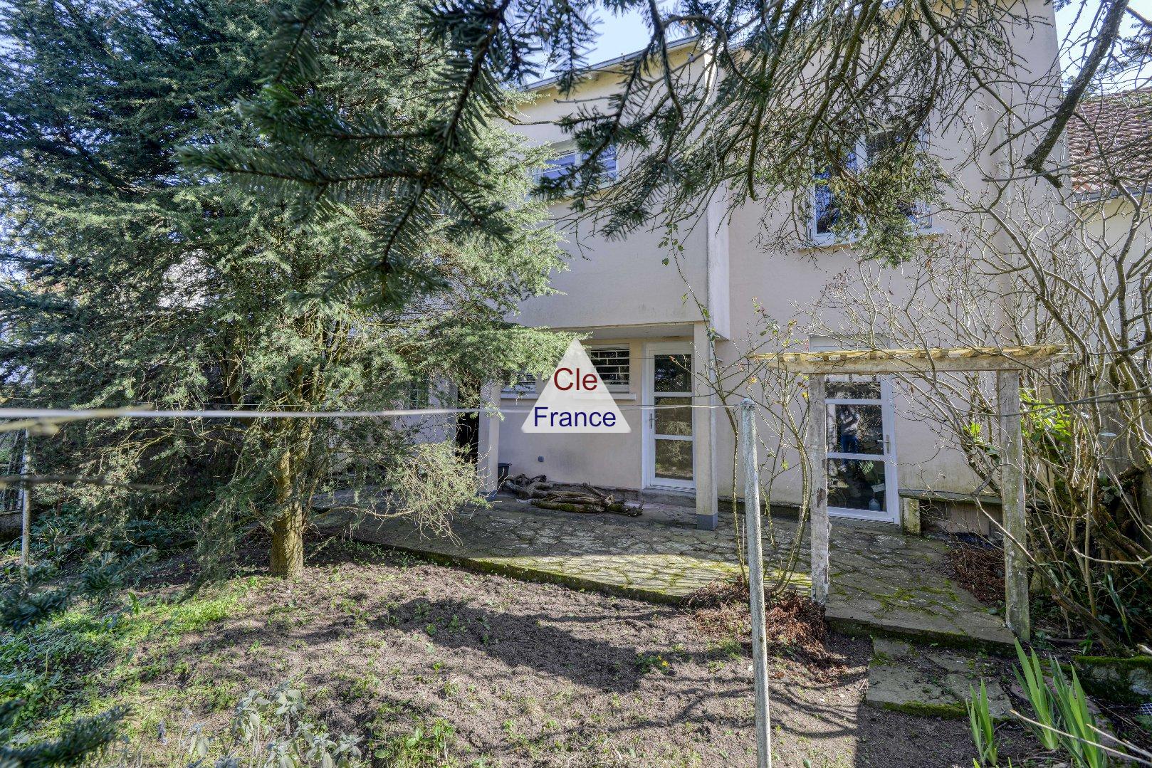 Main Photo