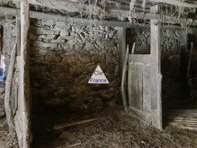 Deux Granges Dans Le Val D\'azun, Arbeost