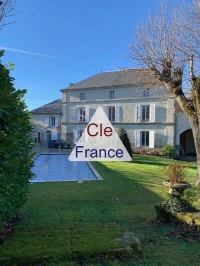 Tres Belle Charentaise Renovee