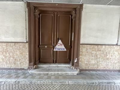 // Appartement Duplex 180 Ma