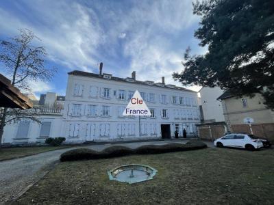 // Appartement Duplex 180 Ma