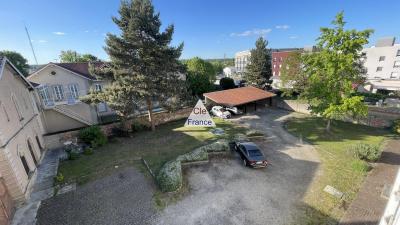 // Appartement Duplex 180 Ma