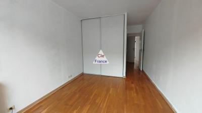 Appartement F5 Au 1er Etage 4 Chambres 2 Parkings