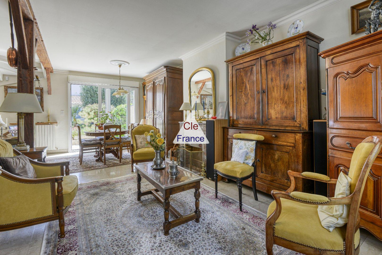 Main Photo of a Maison for sale