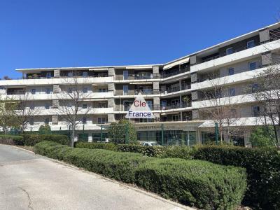 Spacious Apartment with Balcony in Coastal Resort