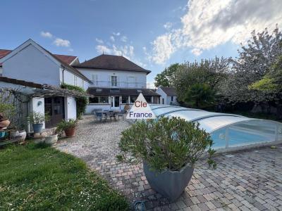 Grande Maison De Maaztre, 10 Pieces, Piscine, Jardin Et Garage.