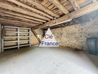 Detached Country House with Outbuilding