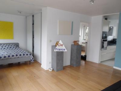 A Vendre - Charmant Appartement 3 Pieces Avec Balcon A