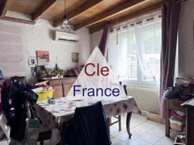 Champniers, Propriete Avec Beau Potentiel Sur 1ha