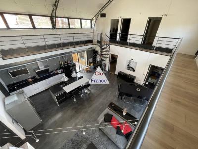 Loft De 216 Ma