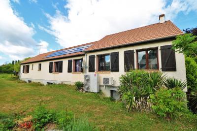 Detached House with Large Parkland Garden