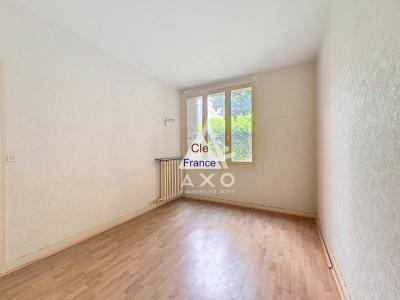 Appartement 3 Pieces Avec Jardin, Garage Et Fort Potentiel A