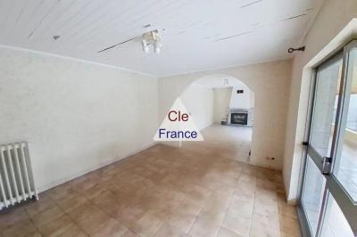 Detached House with Garden and Good Potential