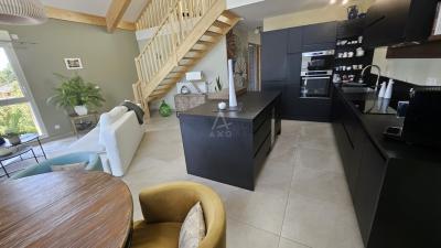 Superb Duplex Apartment with Balcony